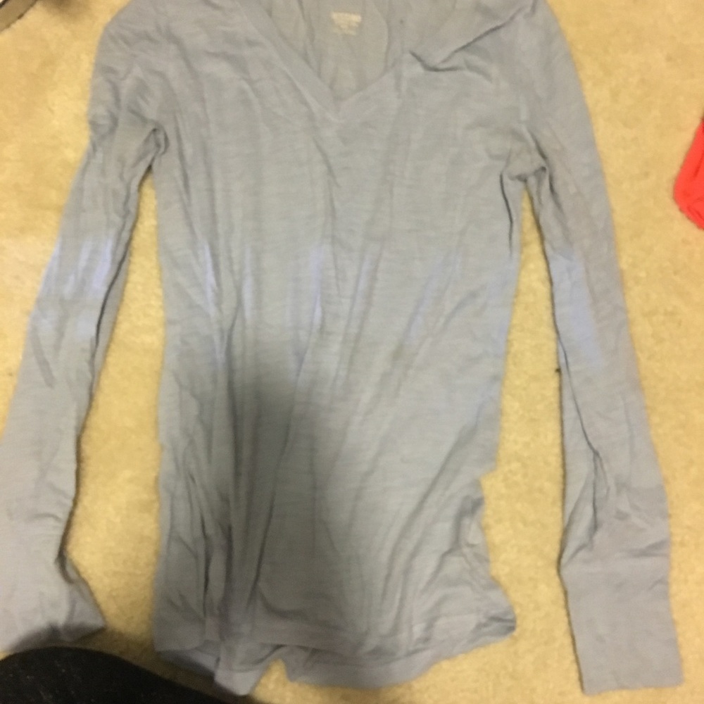 Shirts - Picture 6 of 8